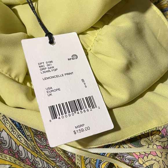 Elegant Paisley Print Dress in Pink and Green - Picture 6 of 8